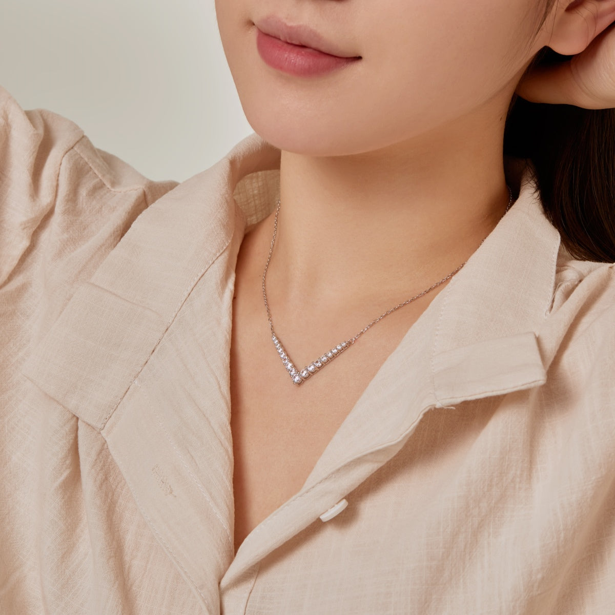 [ORA ]Ornate Round Cut Necklace