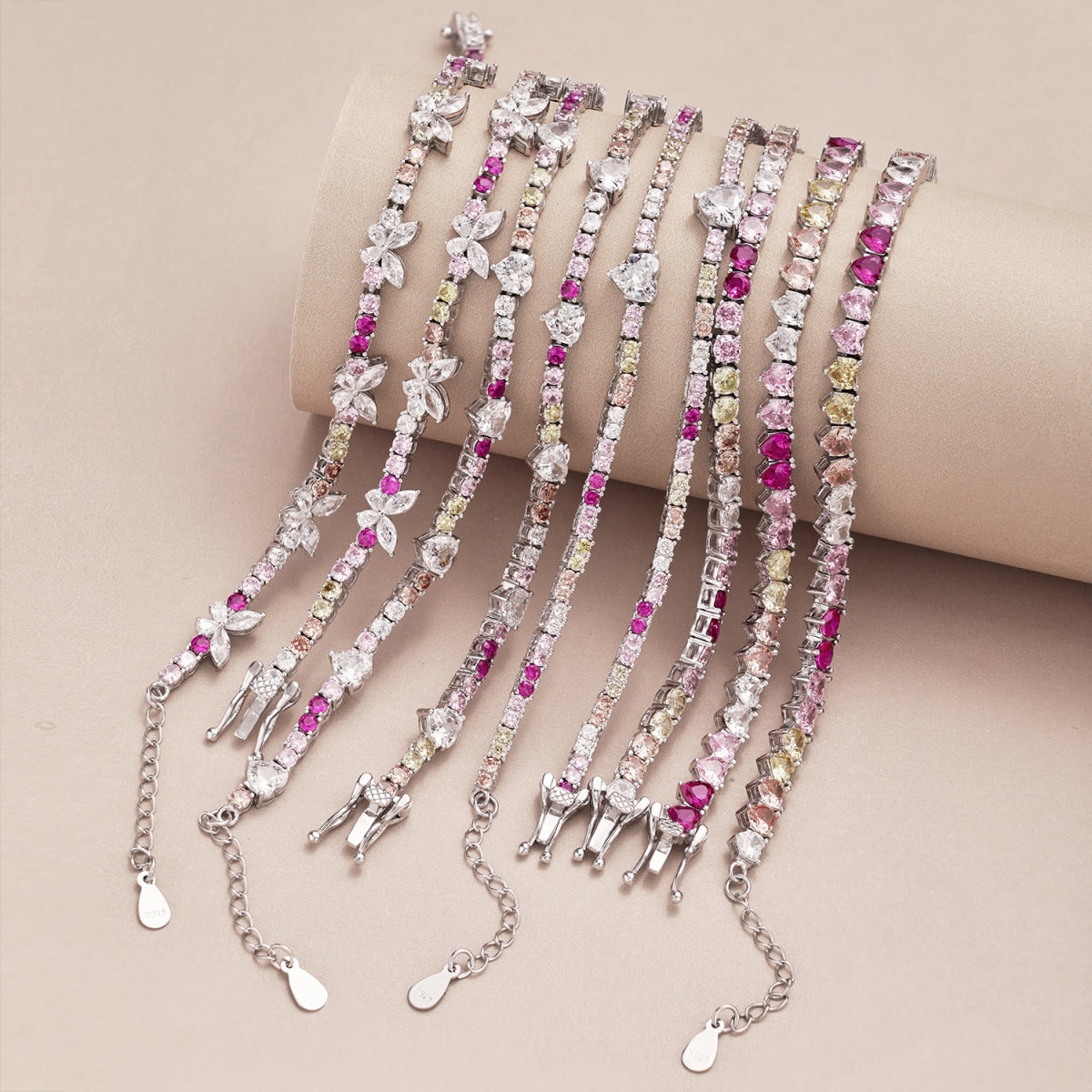 [ORA ]Romantic Heart Shape Round Cut Lover Bracelet
