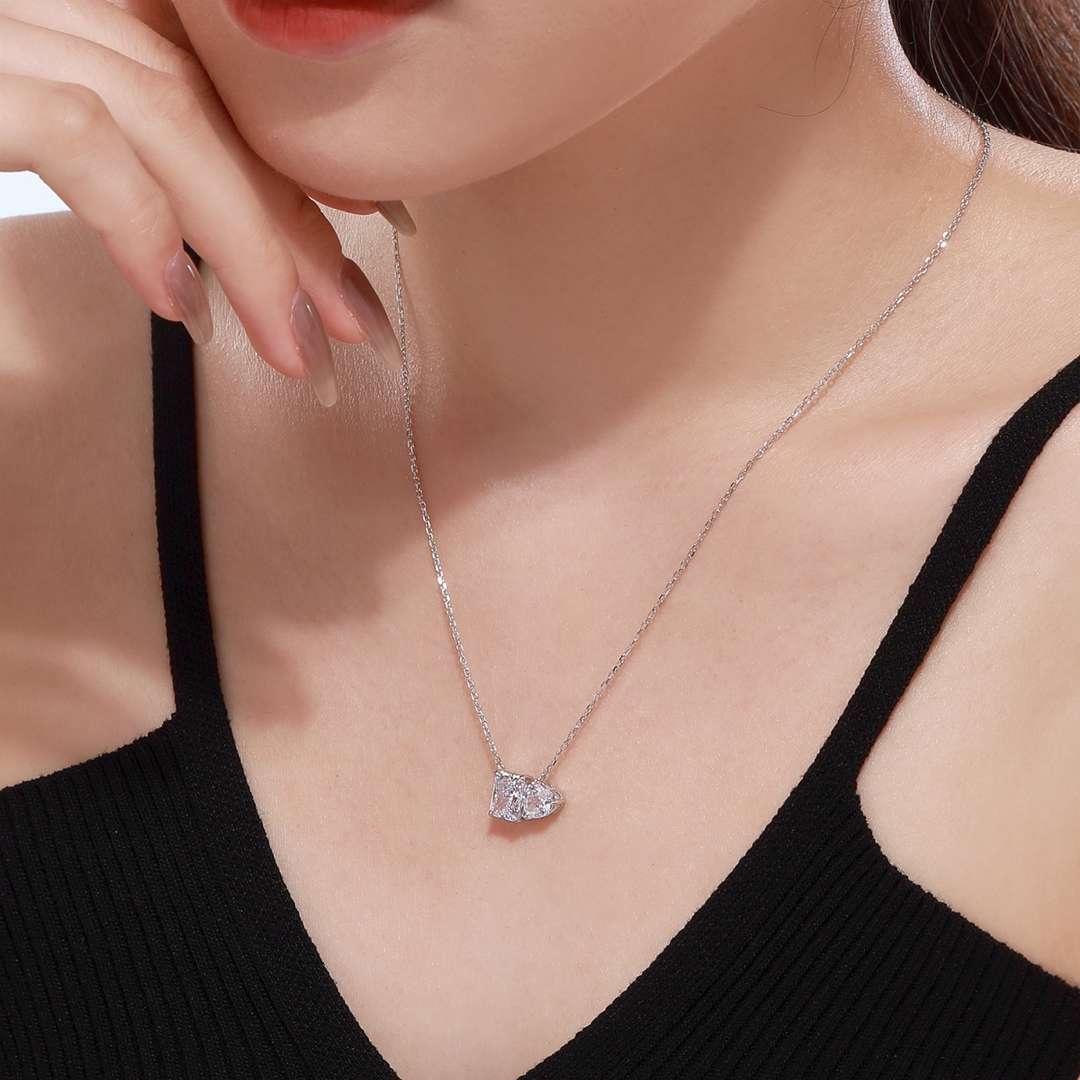 [ORA]Dazzling Square & Heart Shape Necklace
