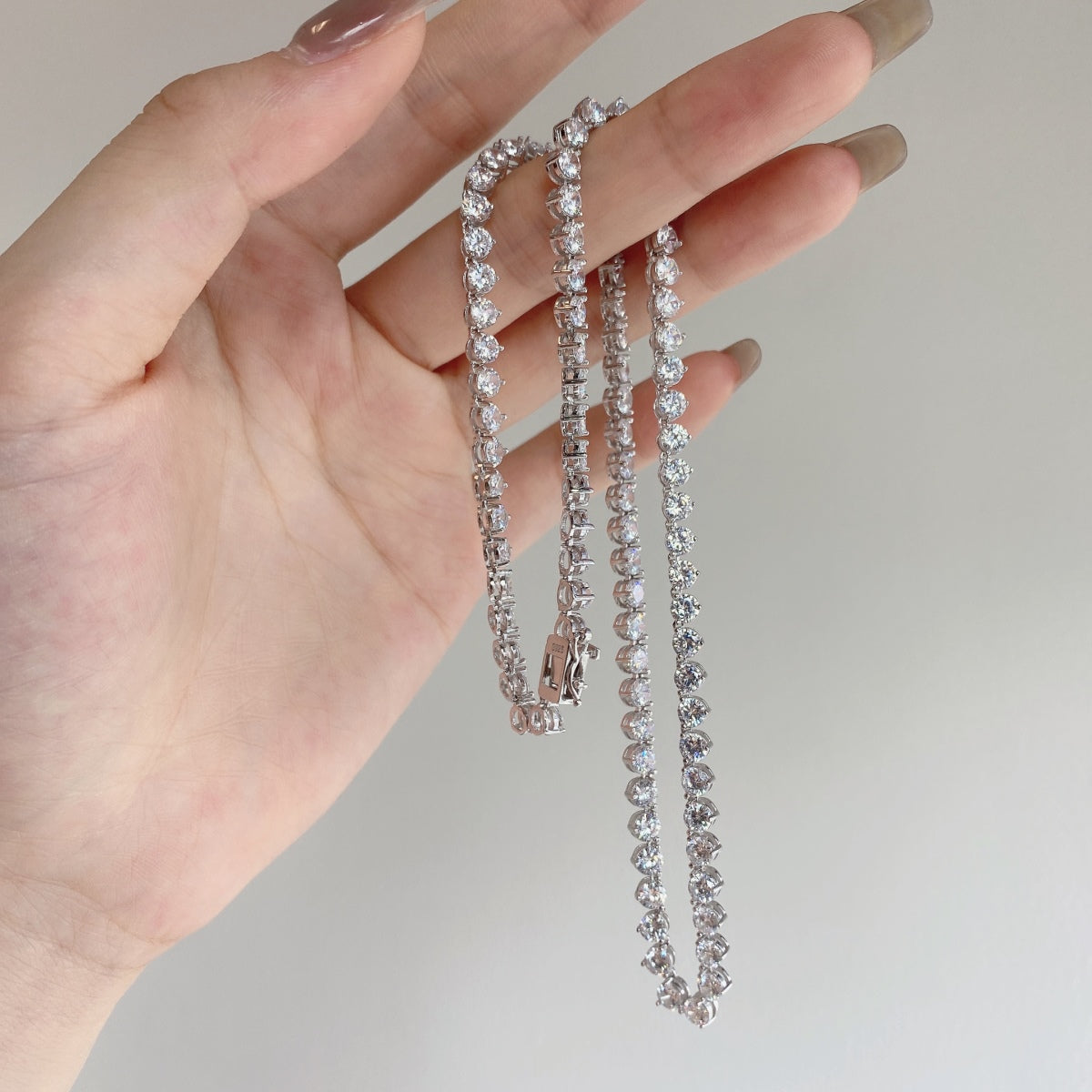 [ORA ]Ornate Heart Cut Tennis Necklace