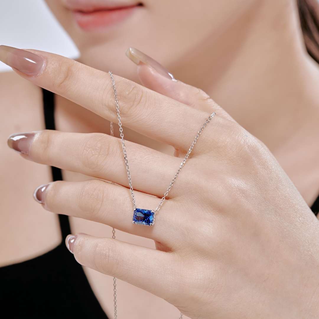 [ORA]Luxurious Square Shape Colorful Necalack