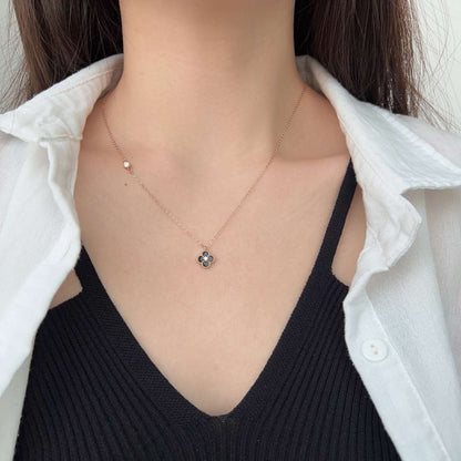 [ORA ]Delicate Flower Shape Necklace