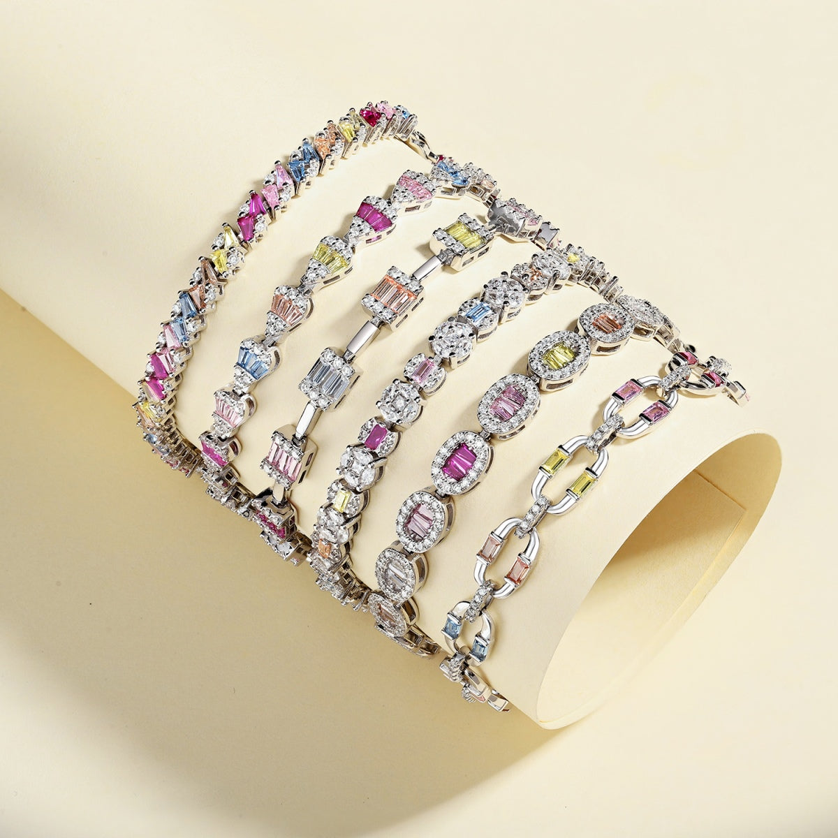 [ORA ]Radiant Water Drop Shape Daily Bracelet