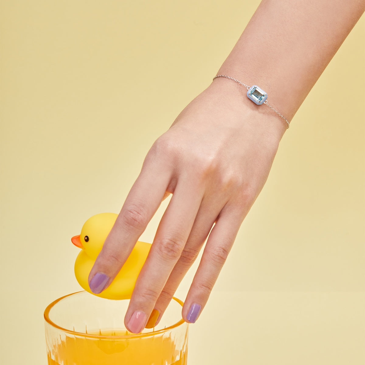 [ORA ]2.0 Carat Sparkling Colorful Emerald Cut Daily Bracelet