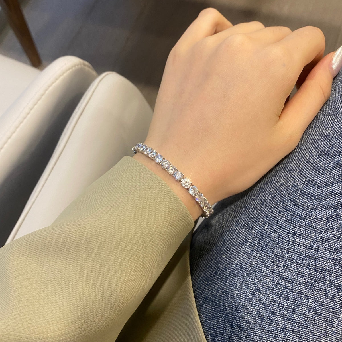 [ORA ]Ornate Sparkling Round Cut Wedding Bracelet