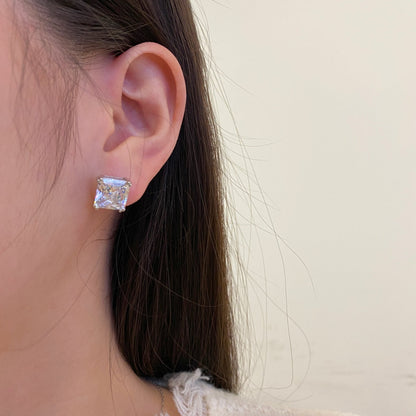 [ORA ]Delicate Square Shape Earrings