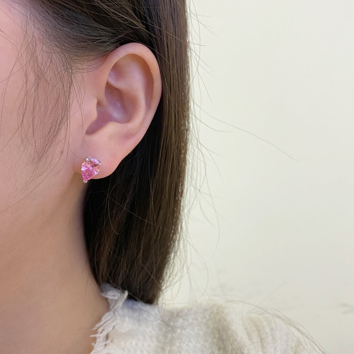 [ORA ]Ornate Water Drop Shape Earrings