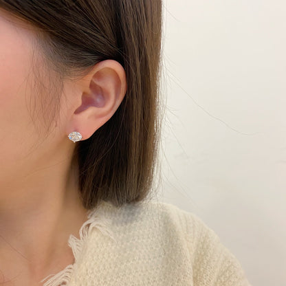 [ORA ]Stylish Shiny Round Center Stone Stud Earrings