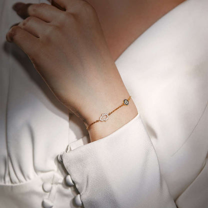 [ORA ]Gost Shape & Round Shape Necklace
