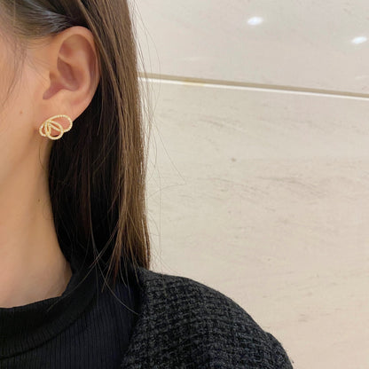 [ORA ]Exquisite Butterfly Shape Earrings