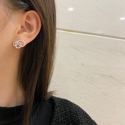 [ORA ]Exquisite Butterfly Shape Earrings