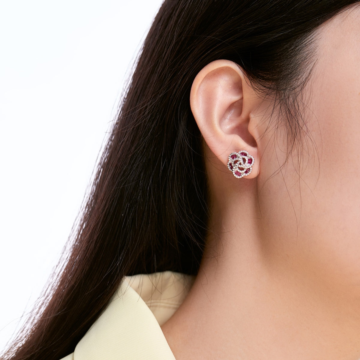 [ORA ]Exquisite Flower Shape Daily Earrings