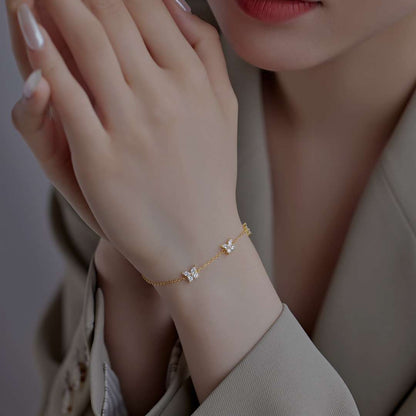 [ORA ]Radiant Butterfly Shape Necklace