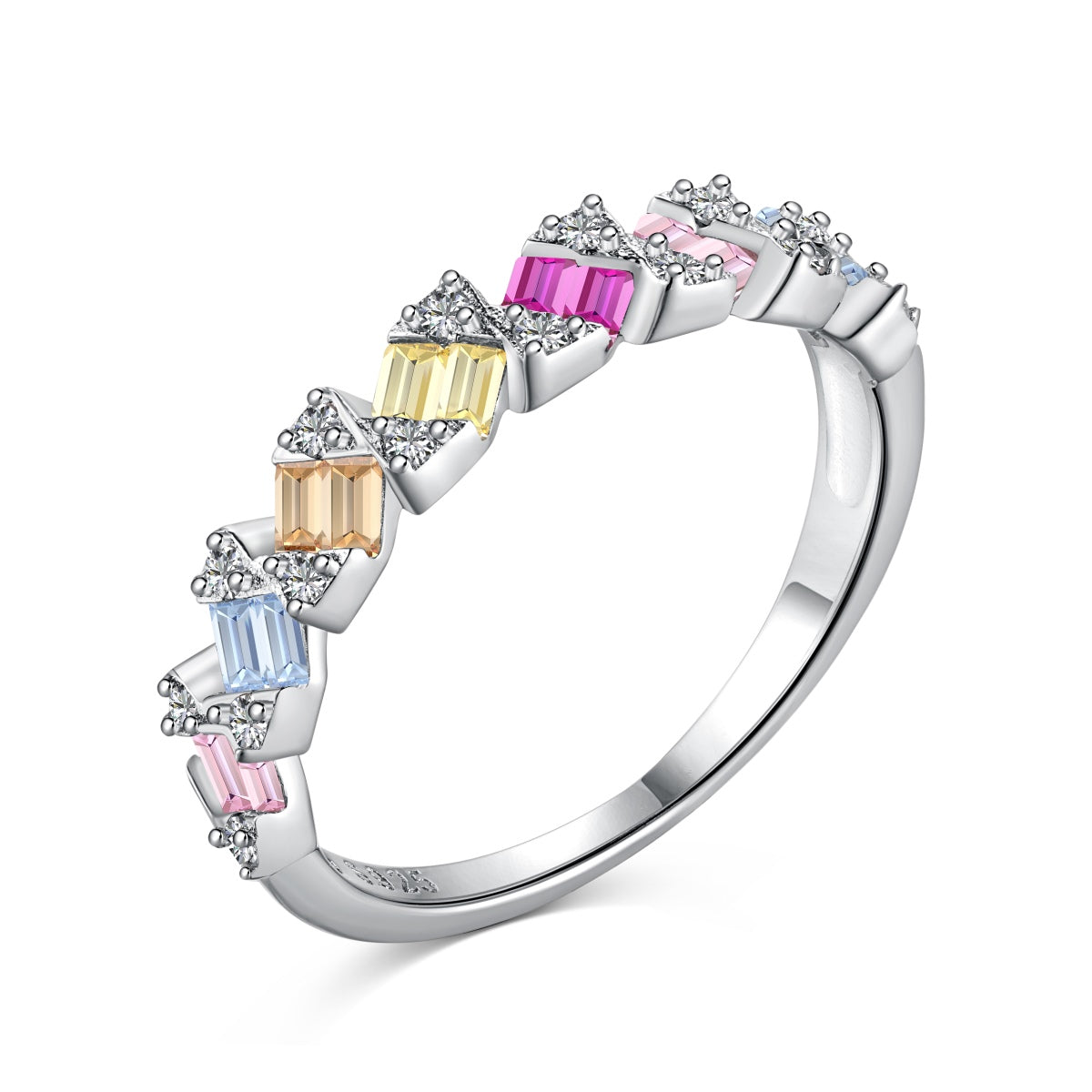 [ORA ]Delicate Vibrant Emerald Cut Daily Ring