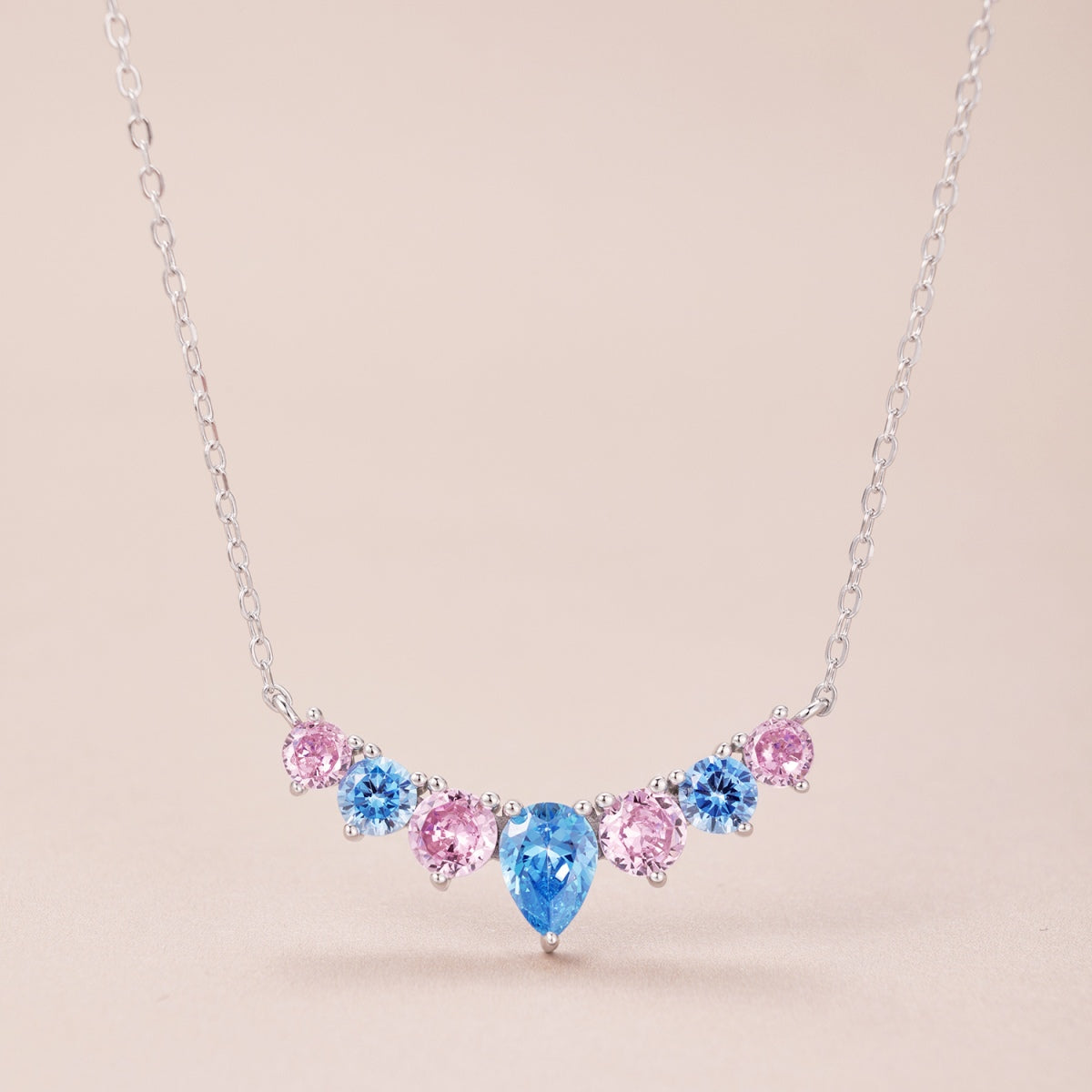 [ORA ]Dainty Colorful Heart Necklace