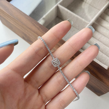 [ORA ]Luxurious Dazzling Square Shape Banquet Bracelet
