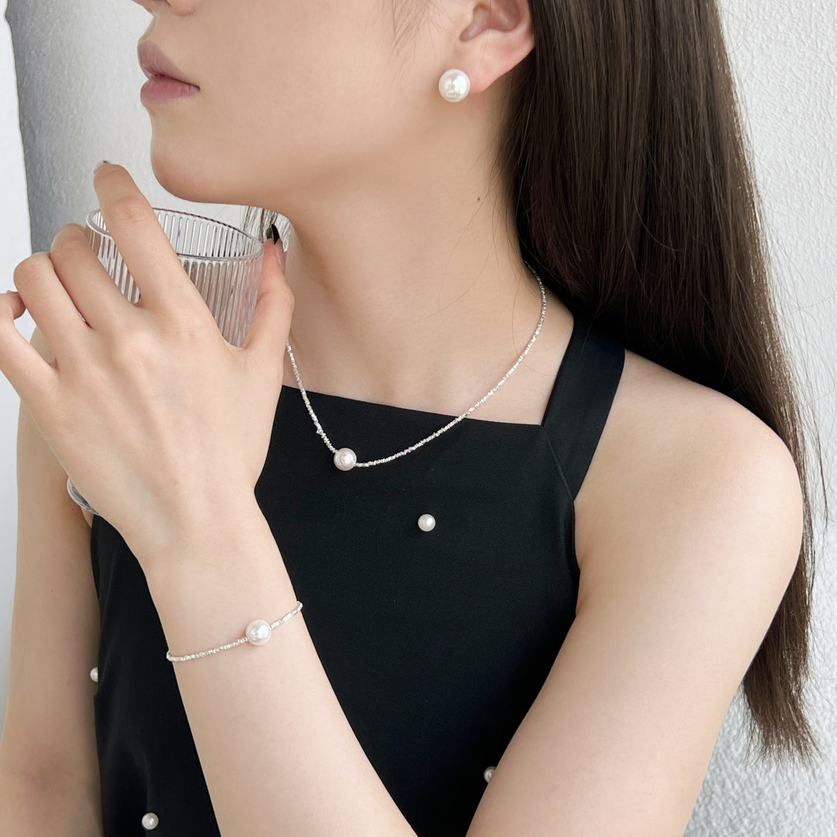 [ORA ]Delicate Pearl Earrings