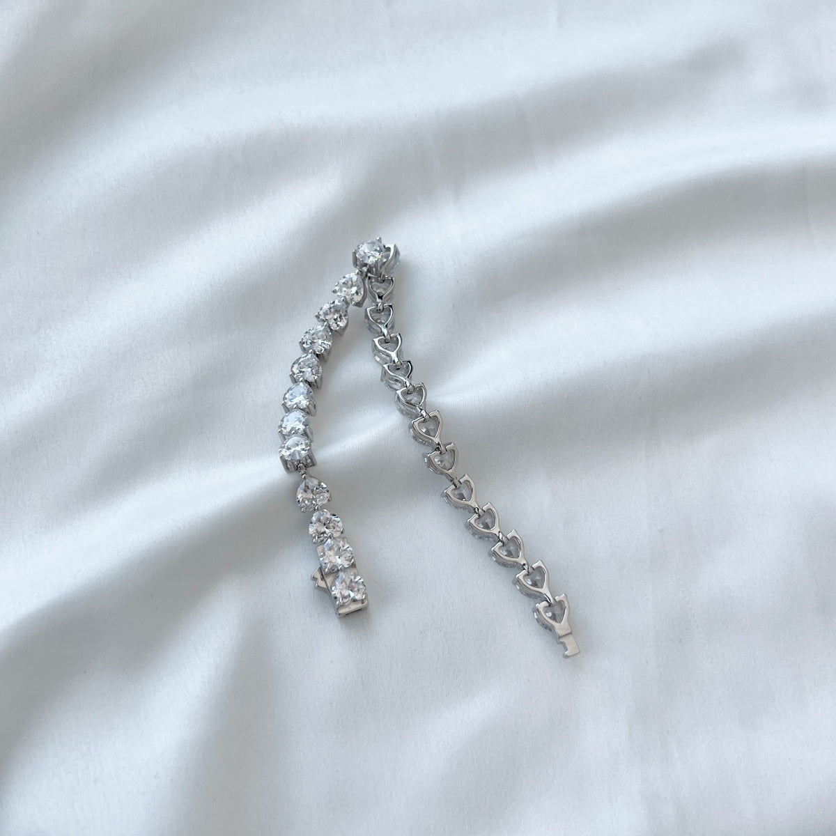 [ORA ]0.75 Carat Elegant Romantic Heart Shape Lover Bracelet