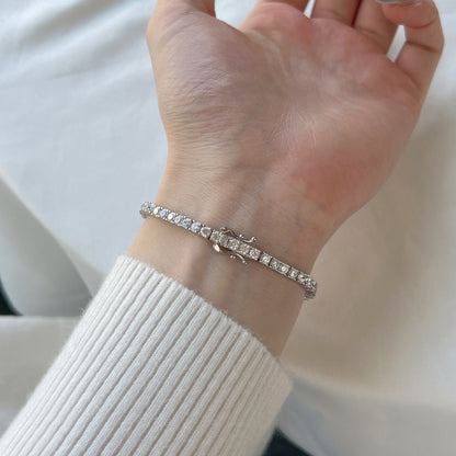 [ORA ]Dainty Charming Round Cut Tennis Bracelet