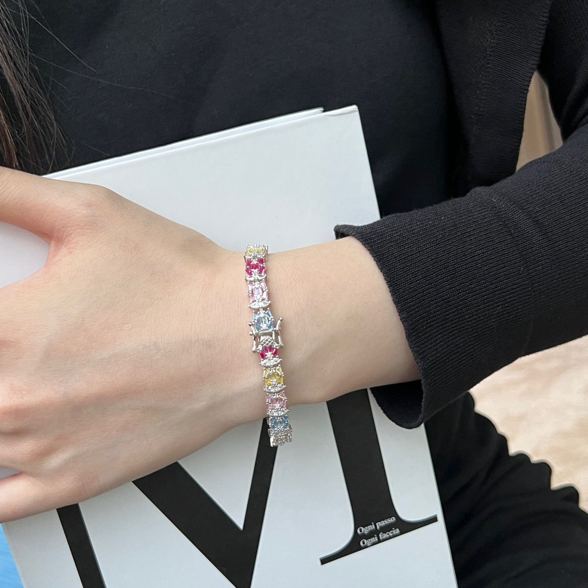 [ORA ]Delicate Colorful Multi Cut Party Bracelet