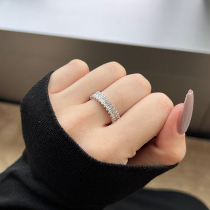 [ORA ]Splashy Ornate Emerald Cut Cocktail Ring