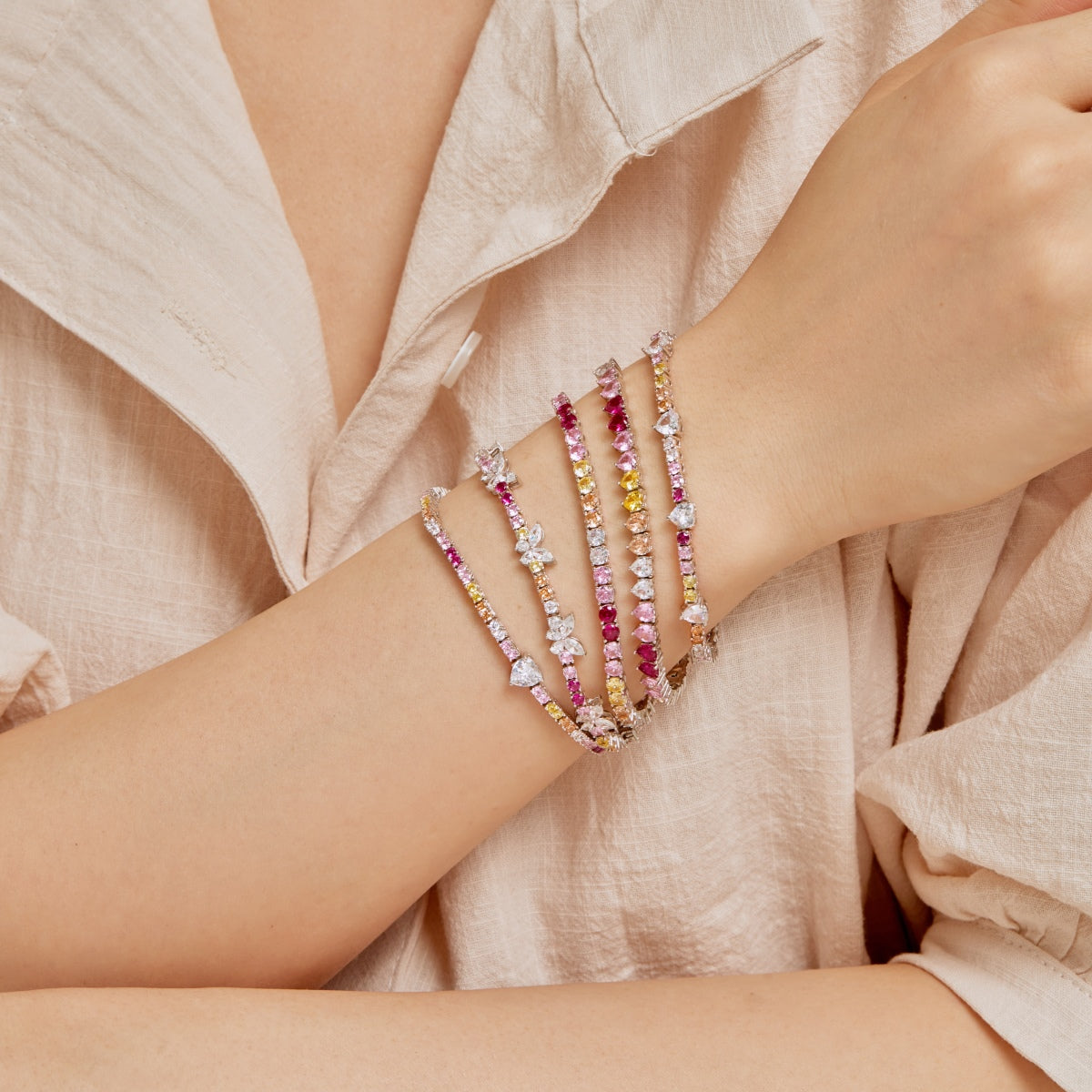 [ORA ]Romantic Heart Shape Round Cut Lover Bracelet