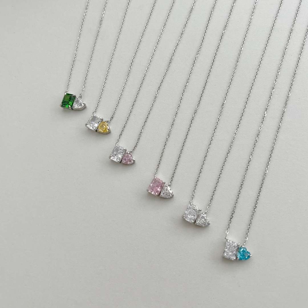 [ORA]Dazzling Square & Heart Shape Necklace