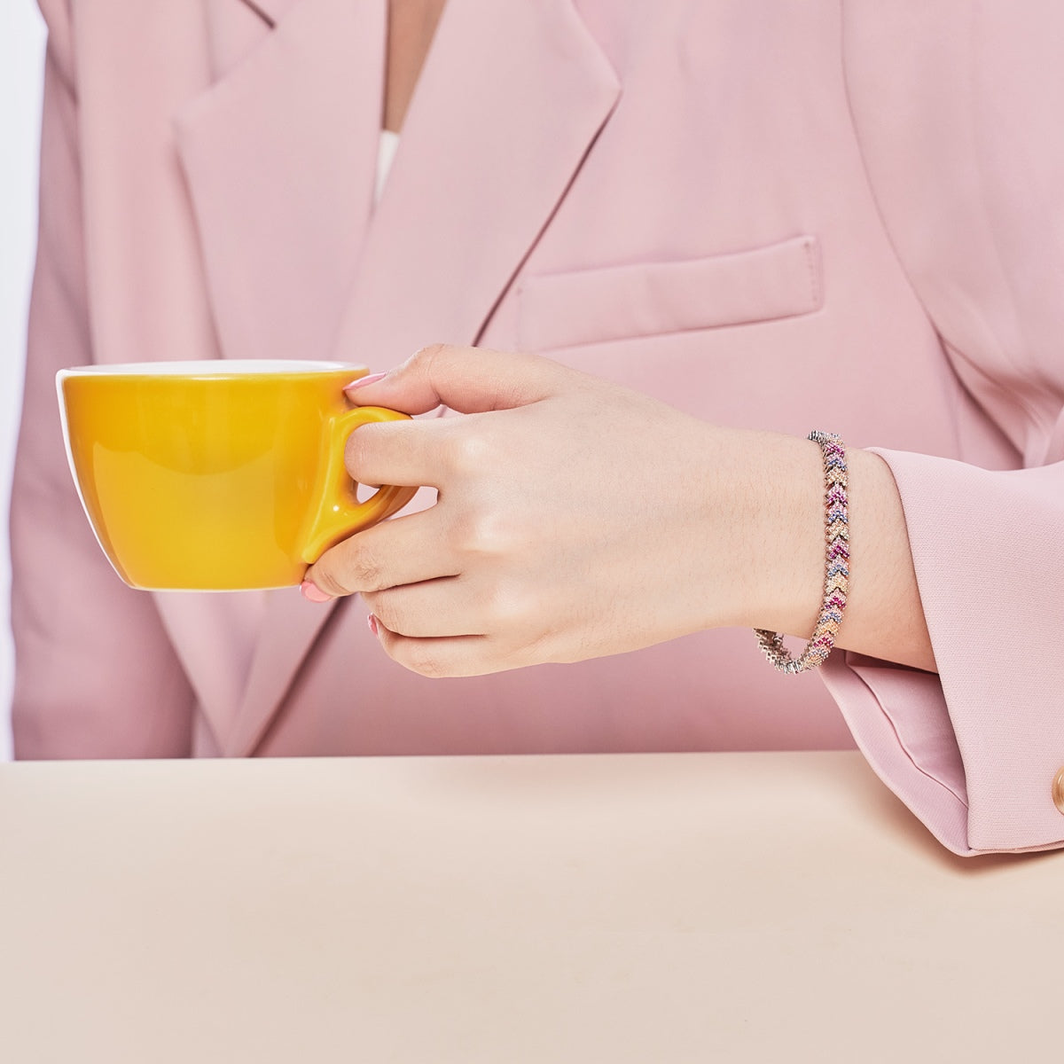 [ORA ]Ornate Sparkling Round Cut Party Bracelet
