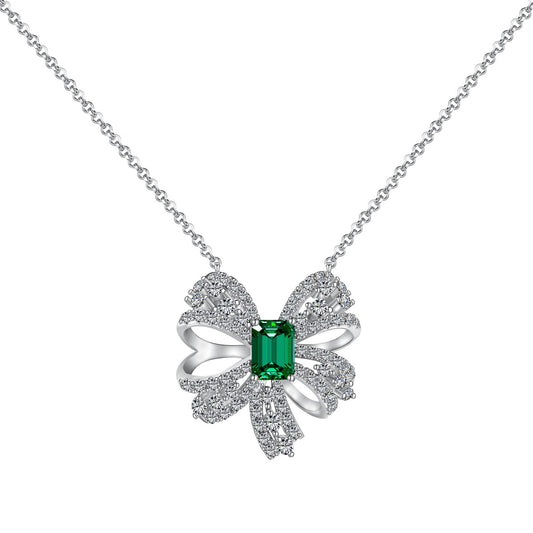 [ORA ]Luxurious Flower Shape Emerald Cut Necklace