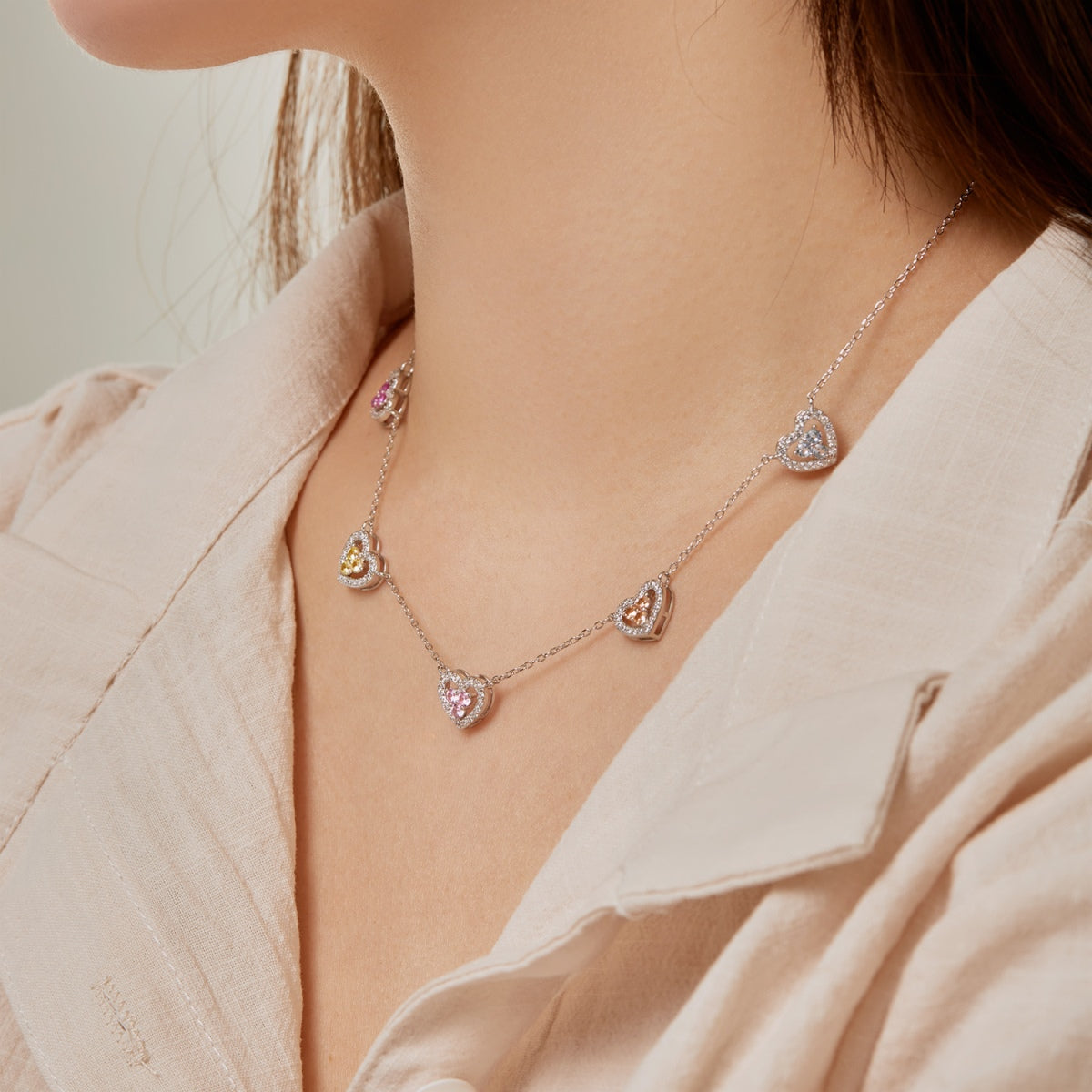 [ORA ]Sparkling Five Heart Necklace
