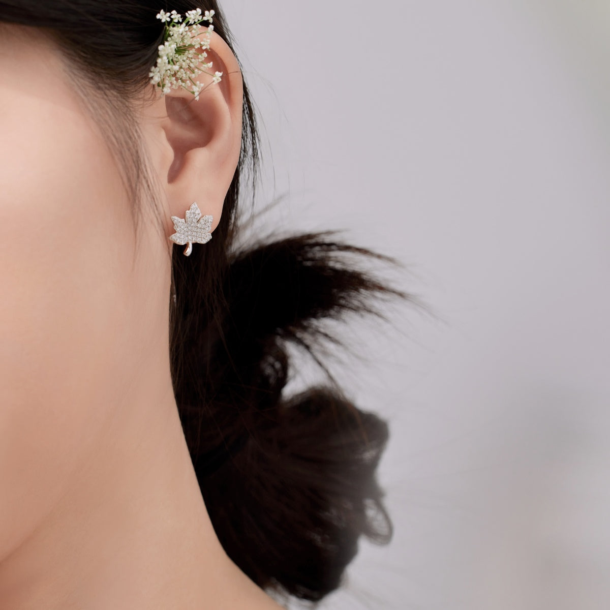 [ORA]Exquisite Maple Leaf Design Earrings