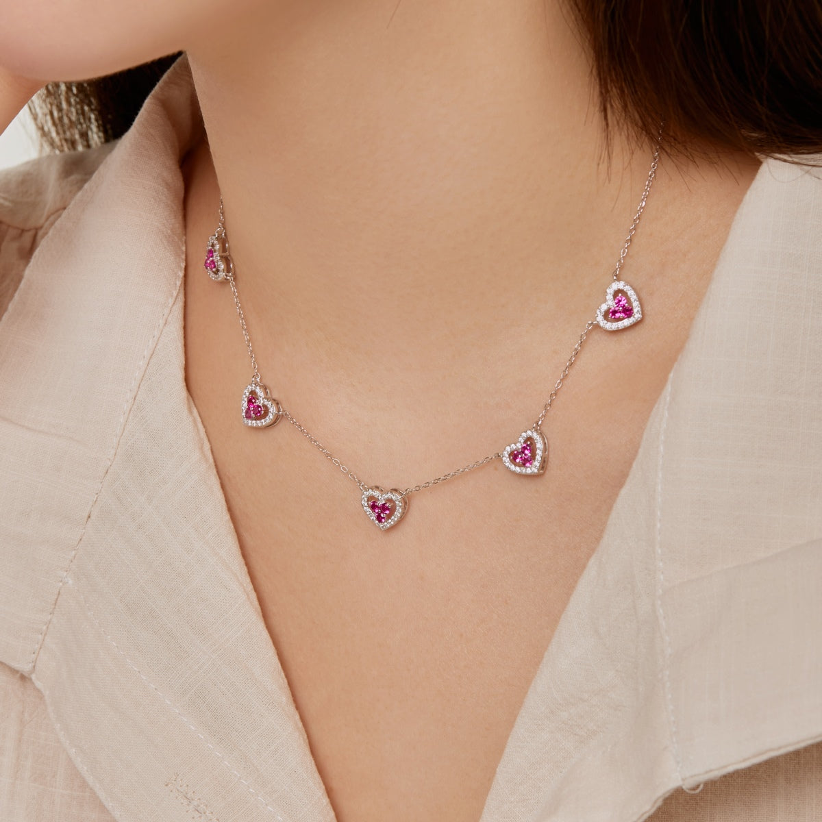 [ORA ]Sparkling Five Heart Necklace