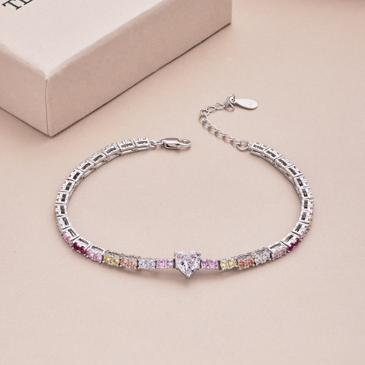 [ORA ]Delicate Romantic Heart Shape Lover Bracelet