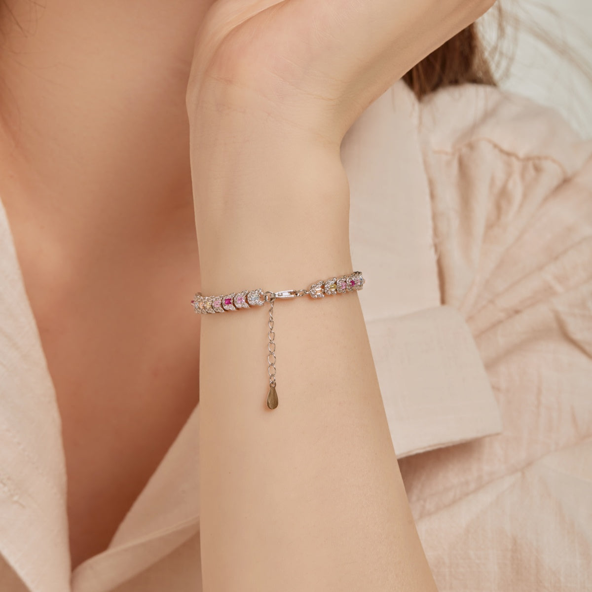 [ORA ]Delicate Colorful Multi Cut Daily Bracelet