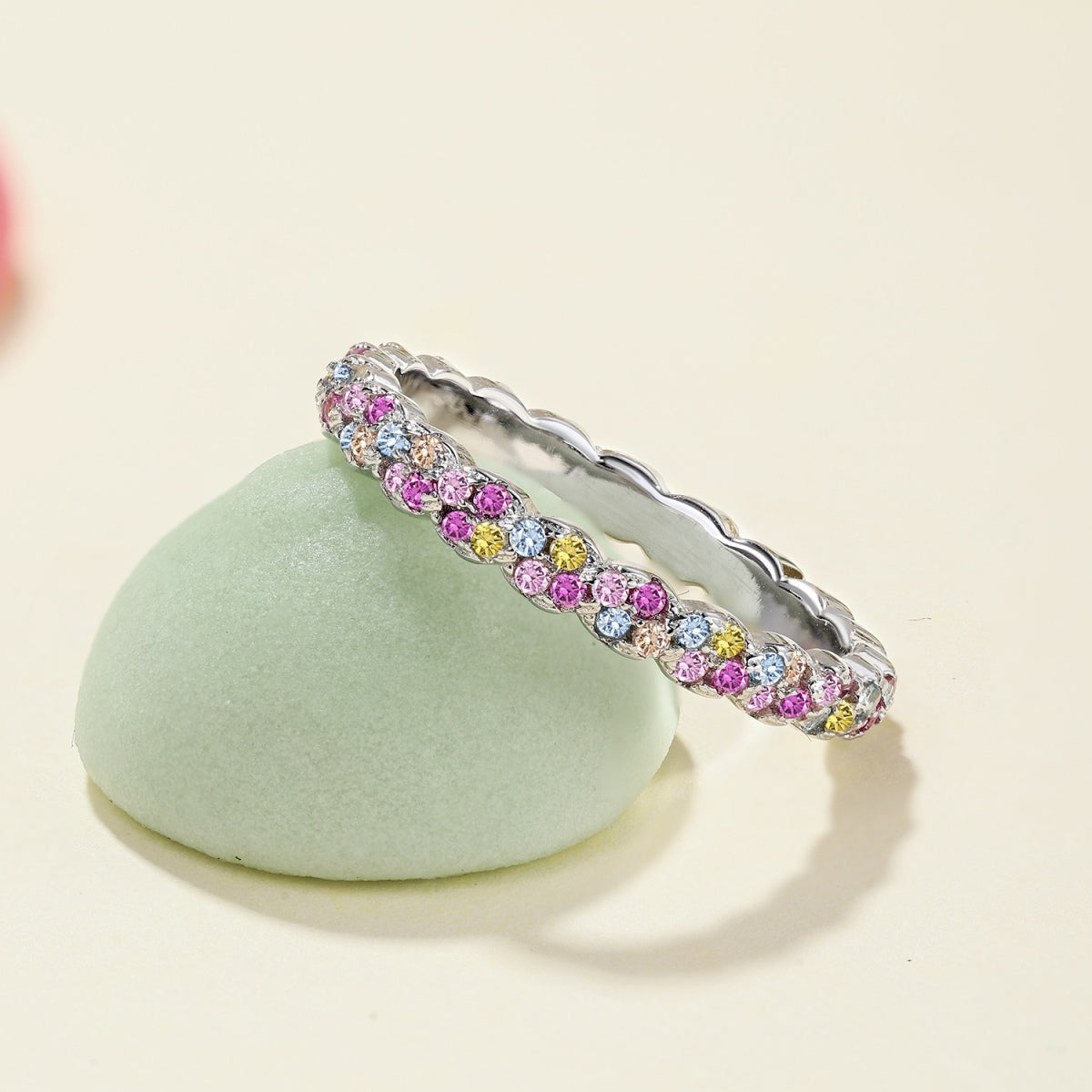 [ORA ]Dainty Ebullient Round Cut Daily Ring