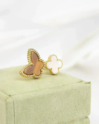 [ORA]LUCKY BETWEEN THE FINGER RING