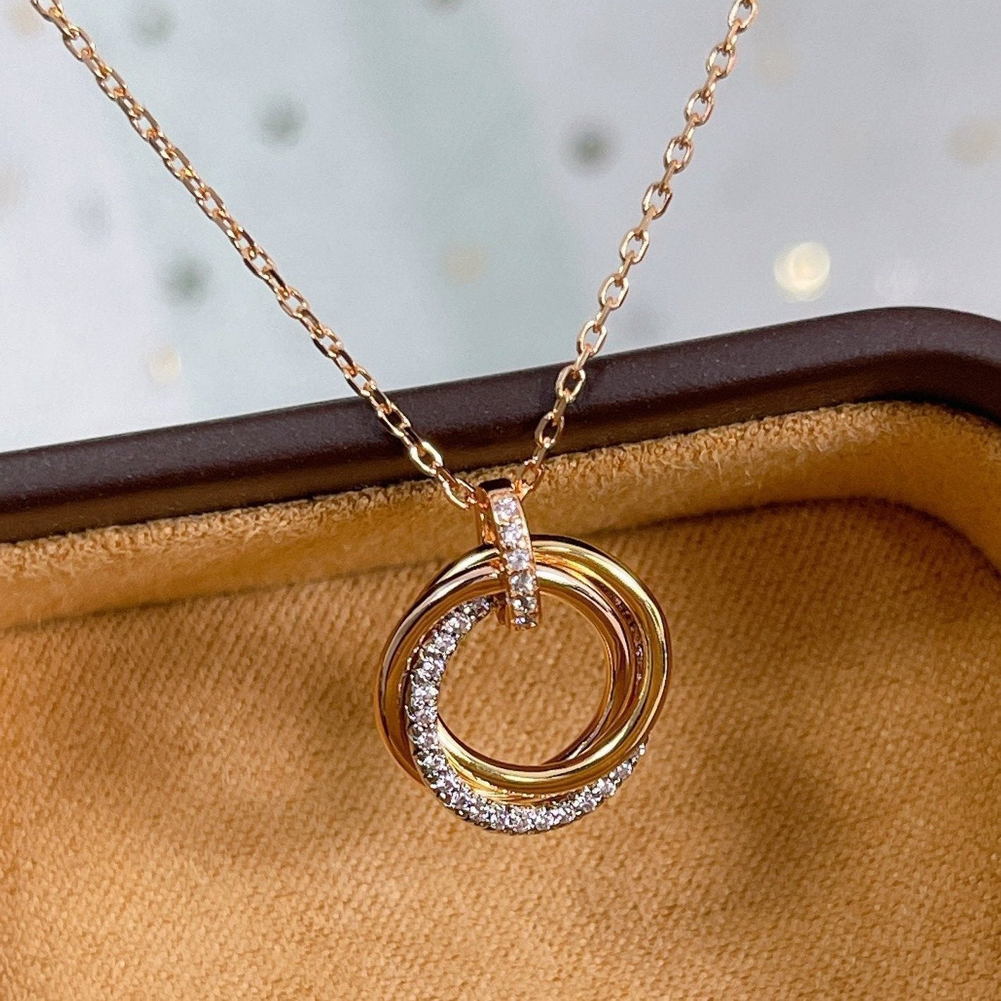 [ORA]TRINITY NECKLACE SILVER GOLD PINK GOLD DIAMONDS