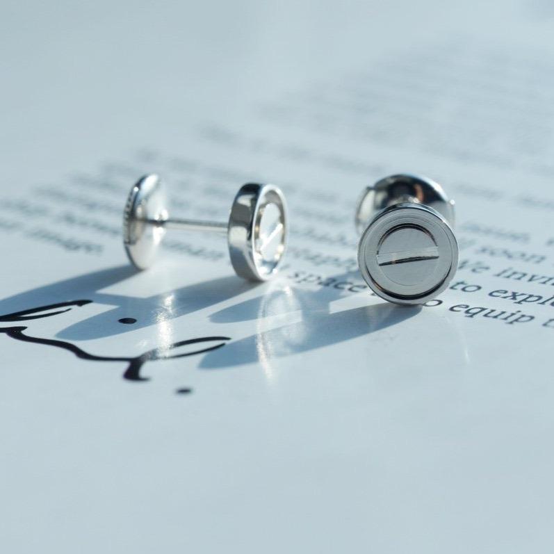 [ORA]LOVE EARRINGS SILVER 10MM