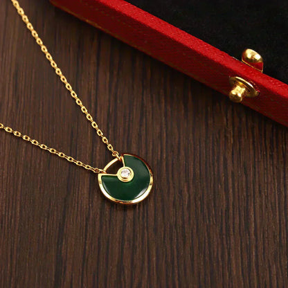 [ORA]AMULETTE GOLD MALACHITE NECKLACE