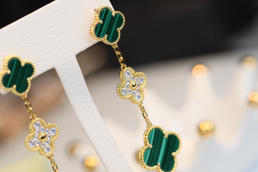 [ORA]CLOVER EARRINGS GOLD MALACHITE DIAMOND 3 MOTIF