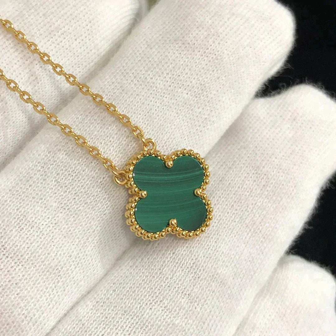 [ORA]CLOVER 15MM MALACHITE SINGLE FLOWER  NECKLACE