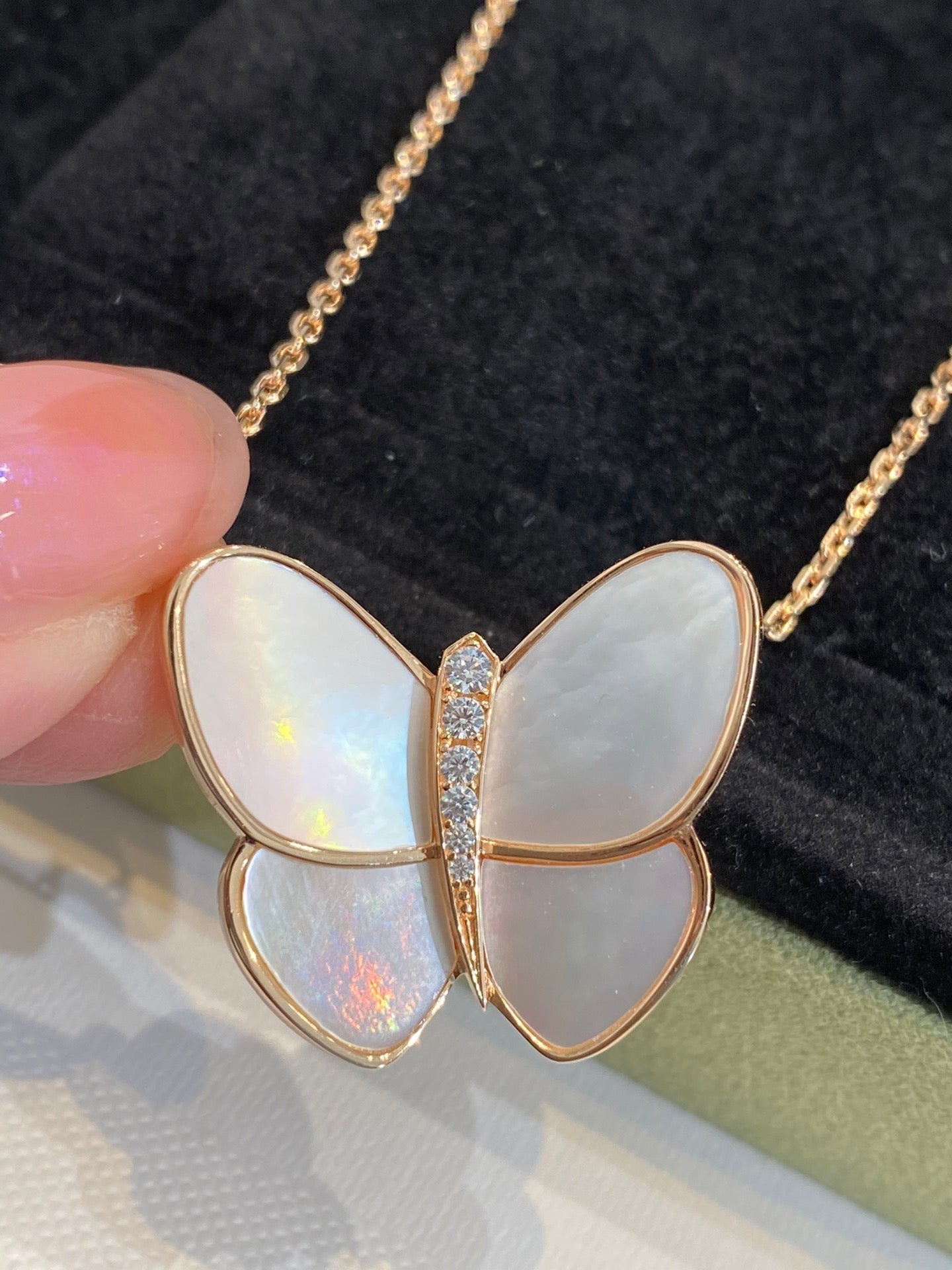 [ORA]BUTTERFLY GOLD MOP DIAMOND HALSKETTE