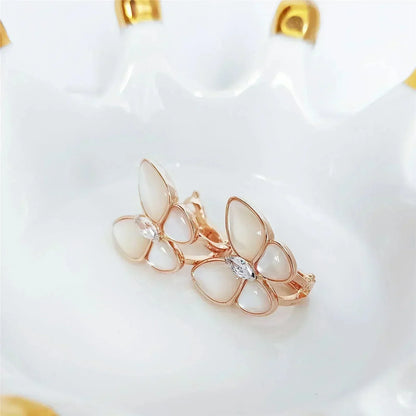 [ORA]BUTTERFLY MOP DIAMOND EARRINGS