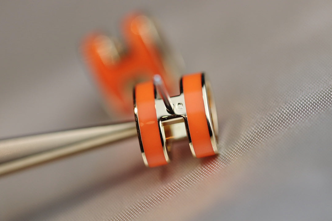 [ORA]MINI POP H EARRINGS ORANGE