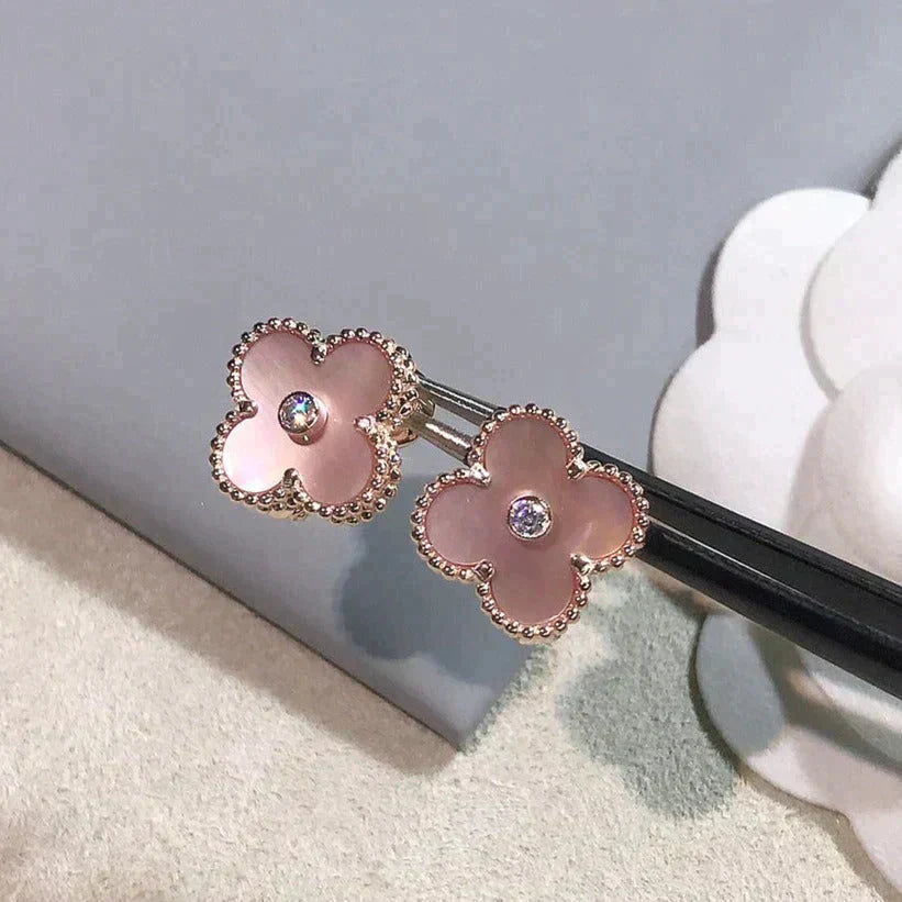 [ORA]CLOVER MEDIUM 1 MOTIFS  PINK MOP DIAMOND EARRINGS
