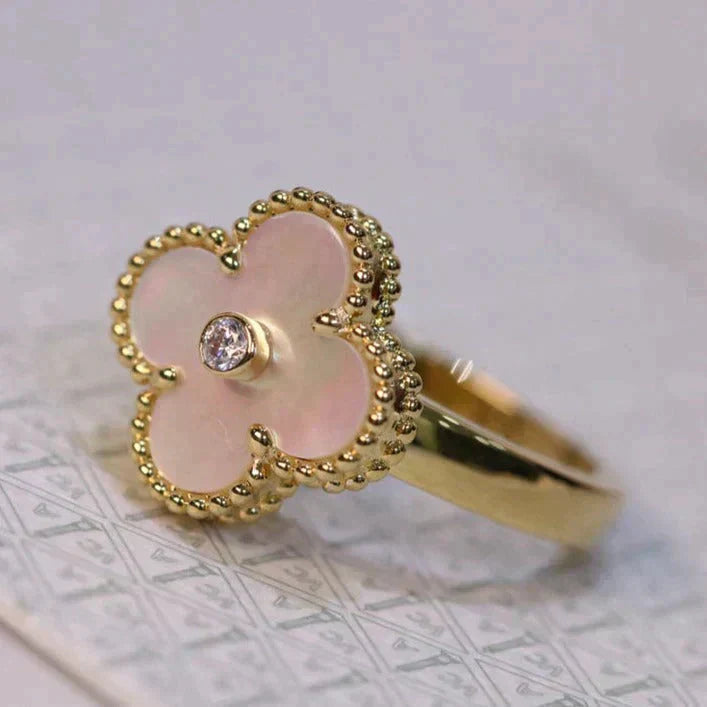 [ORA]CLOVER PINK MOP RING GOLD DIAMOND