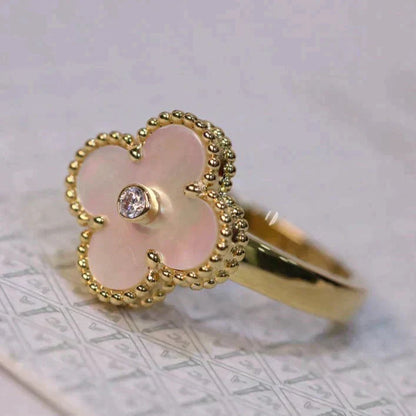 [ORA]CLOVER PINK MOP RING GOLD DIAMOND