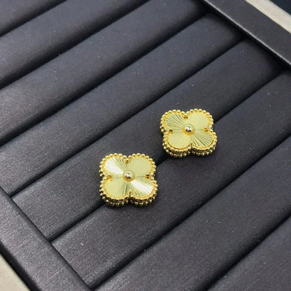 [ORA]CLOVER MINI 9.5MM LASER EARRINGS
