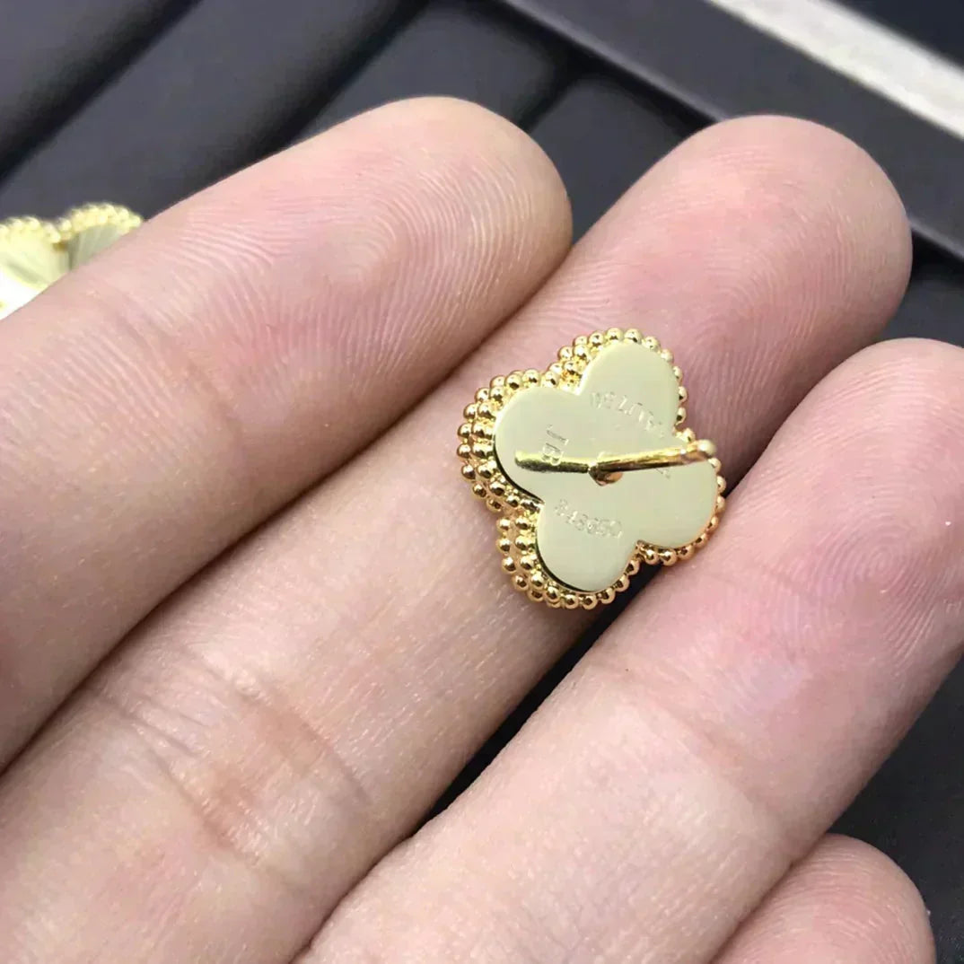 [ORA]CLOVER MINI 9.5MM LASER EARRINGS