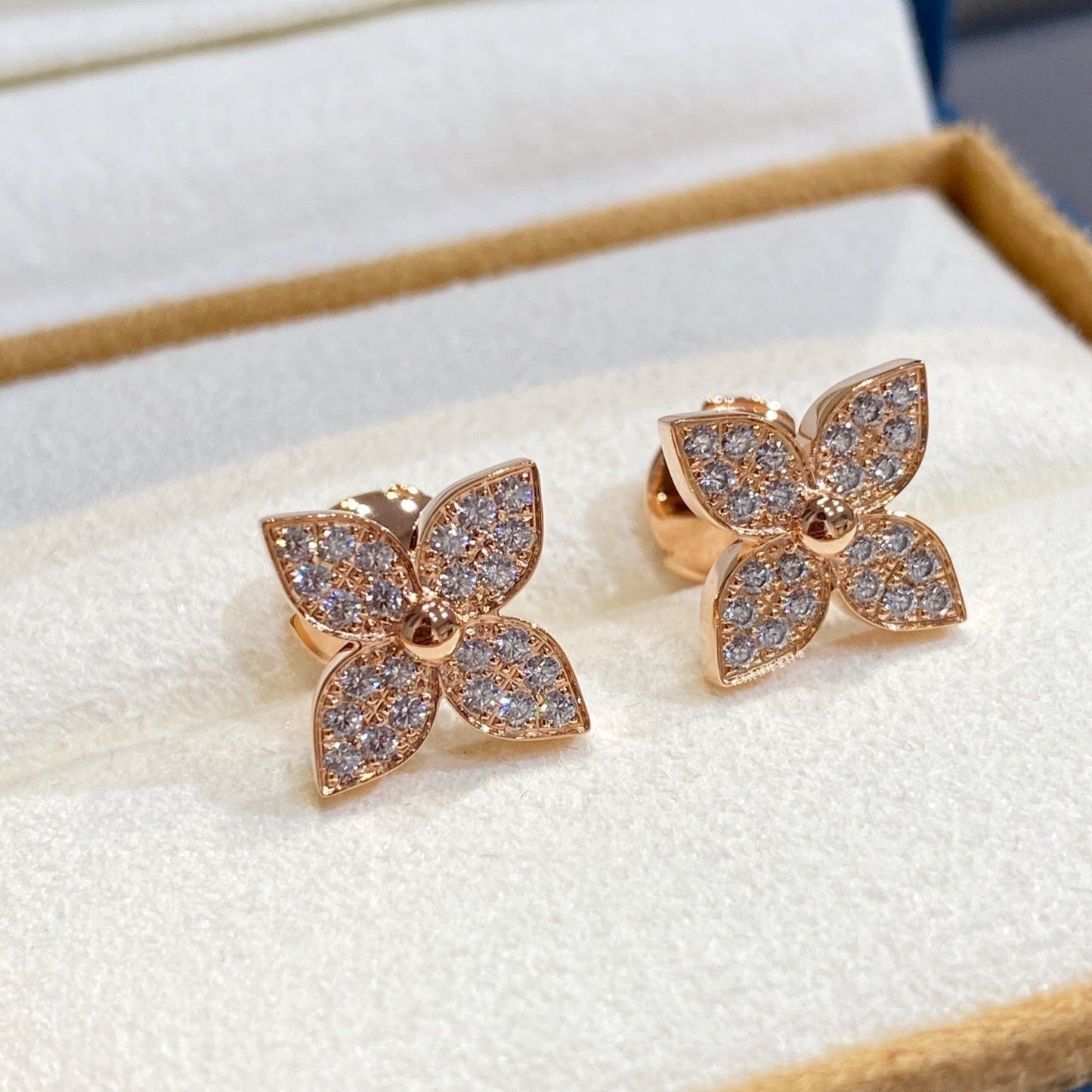 [ORA]STAR DIAMOND EARRINGS